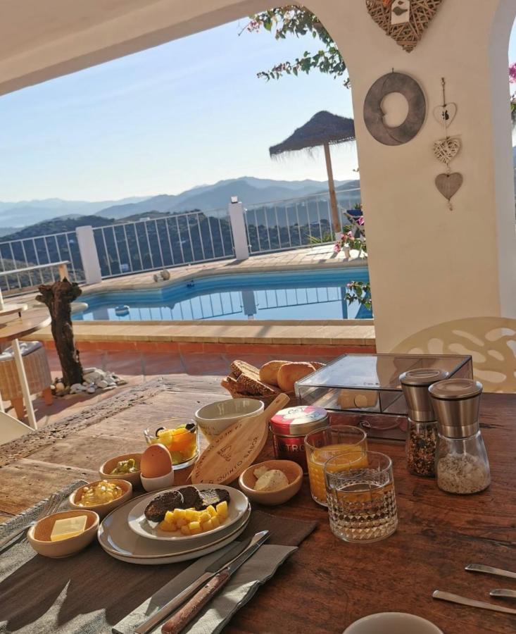 Casa La Quinta Bed & Breakfast Riogordo Bagian luar foto