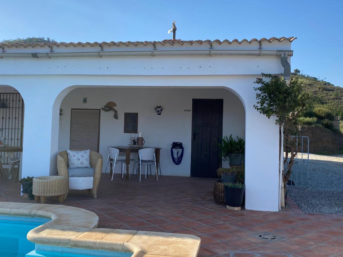 Casa La Quinta Bed & Breakfast Riogordo Bagian luar foto