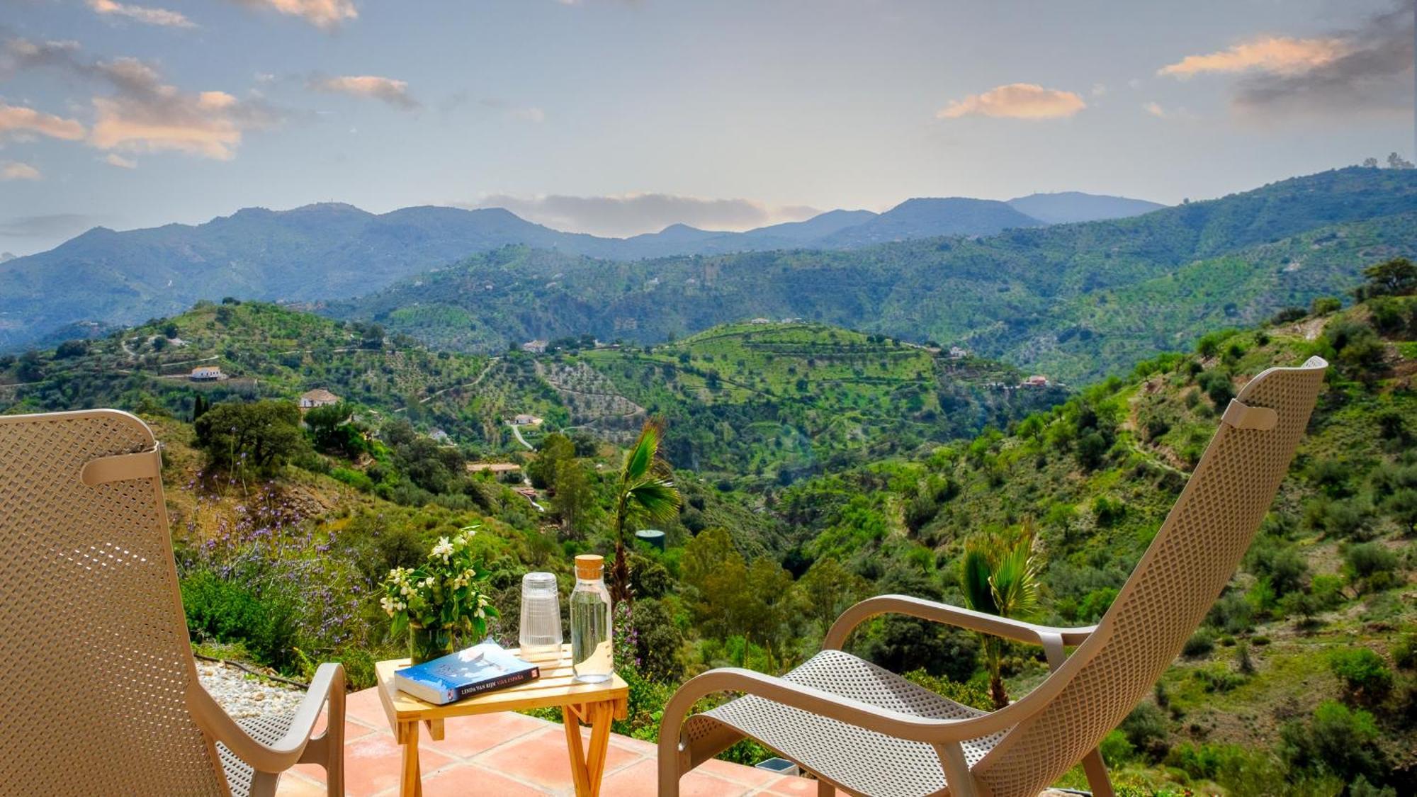 Casa La Quinta Bed & Breakfast Riogordo Bagian luar foto